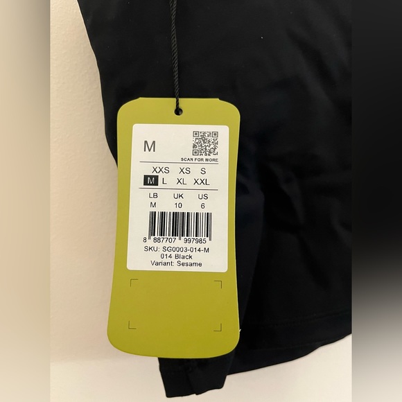 Jam Curve Tank, Size M, Color Black - Picture 5 of 6